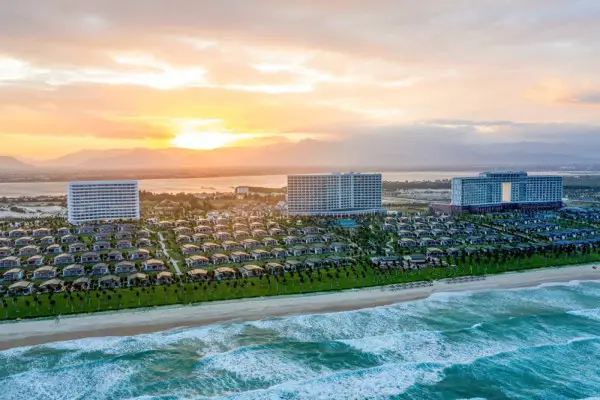 Voucher resort Mövenpick Cam Ranh giá rẻ