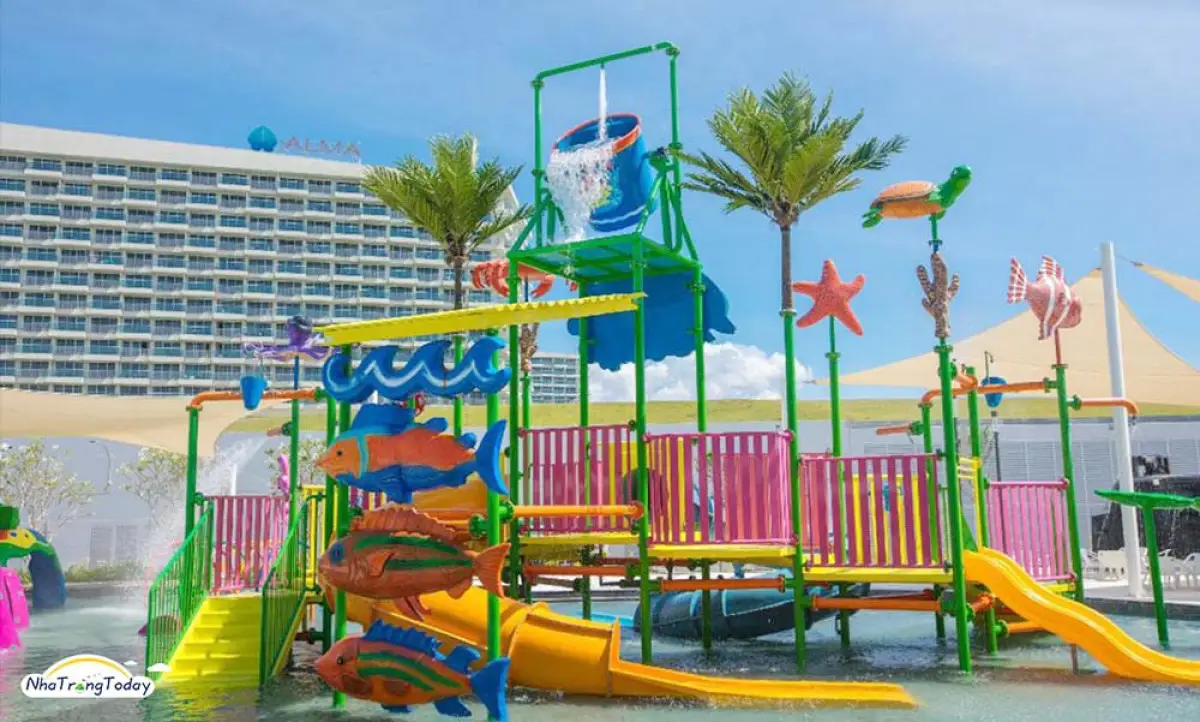 Combo trọn gói 3 bữa ăn resort Cam Ranh giá rẻ